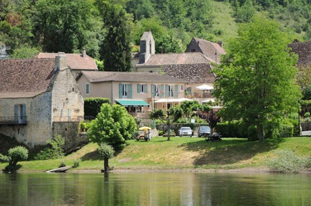 Hotel-Restaurant Cote Rivage Badefols-sur-Dordogne Kültér fotó